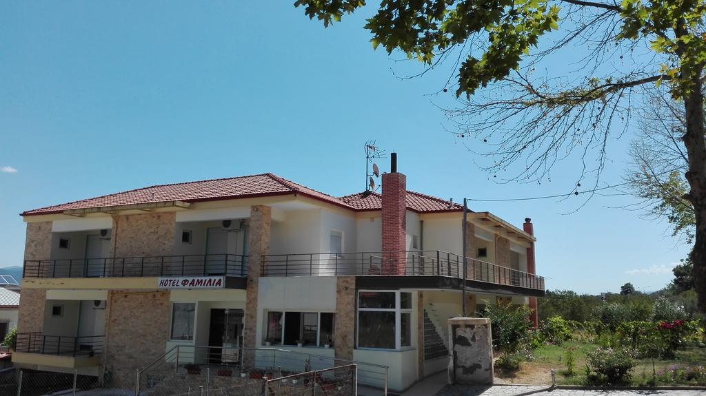 Familia Hotel Loutra Volvis Екстер'єр фото